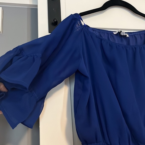 Endless Rose Off-the-Shoulder Ruffle Sleeve - Picture 3 of 7